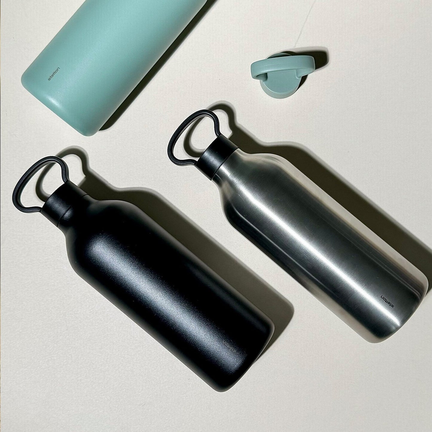 Tabi vacuum insulated bottle 33.8 oz