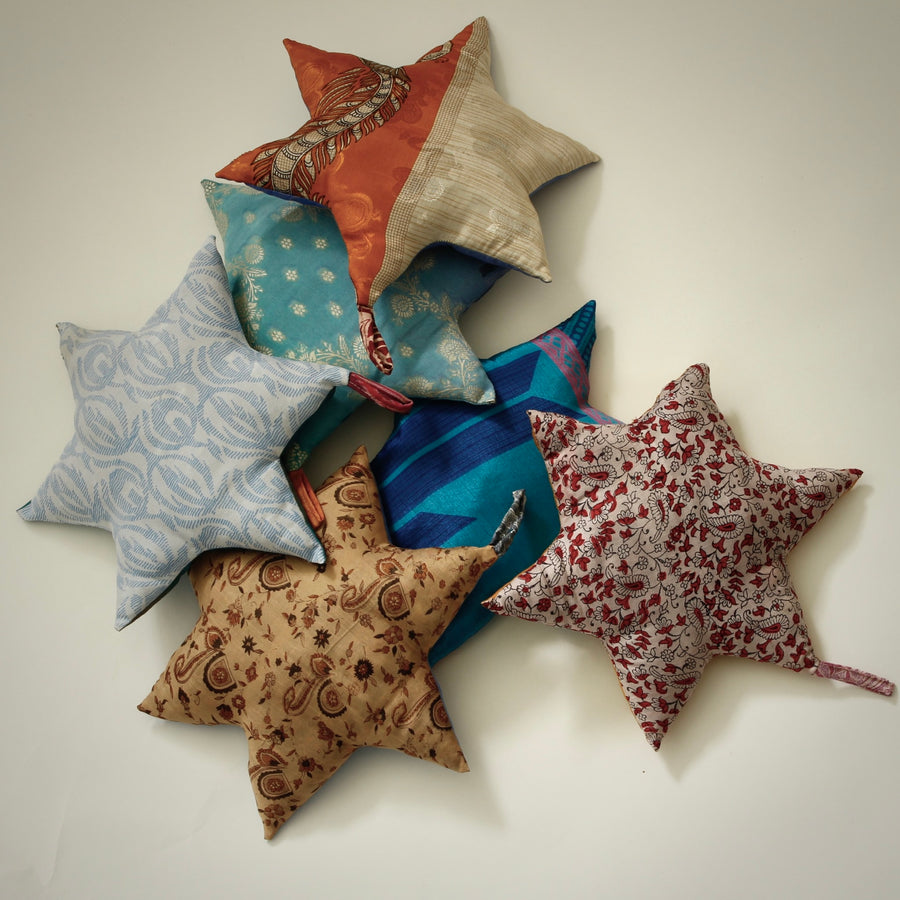 SUSTAIN vintage silk star.  medium - set of 2